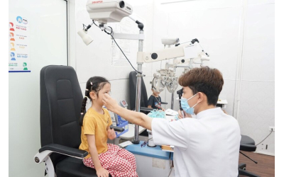 "Bỏ túi" 7 địa chỉ cắt kính cận uy tín cho bé tại Hà Nội 