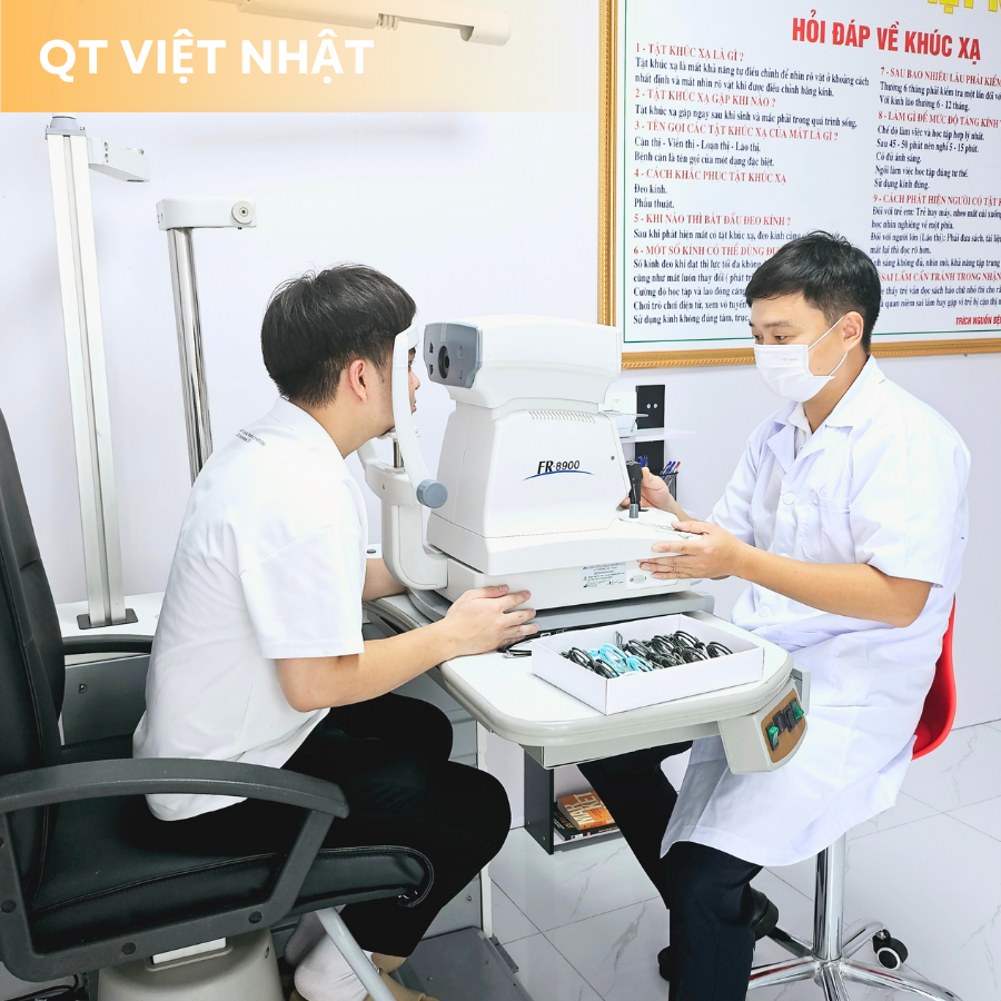 Miễn phí kiểm tra, tư vấn thị lực tại cửa hàng